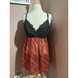 Cacique Babydoll Lingerie Size 18/20 Black Lace Red Plaid Chemise
